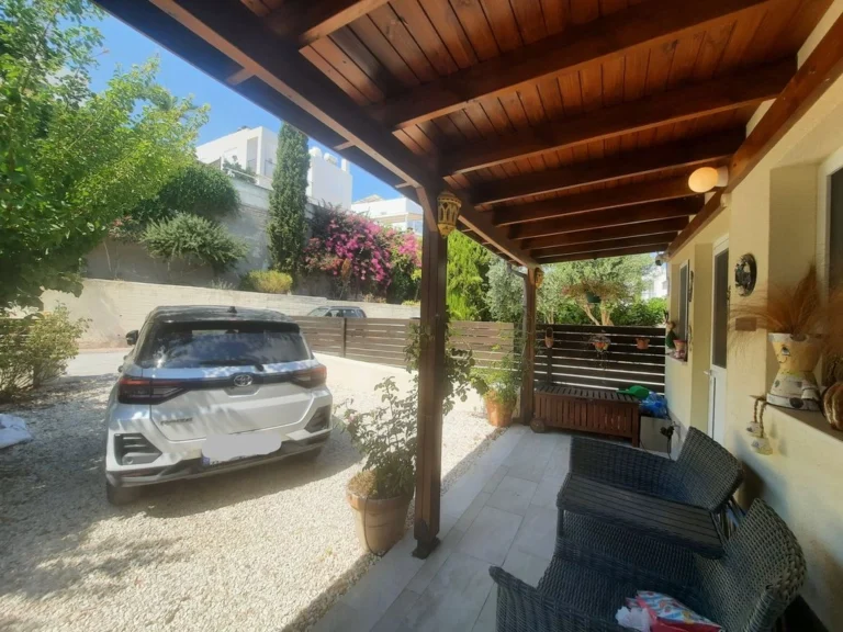Cheap Houses and Villas for Sale Paphos up to 300000 euro