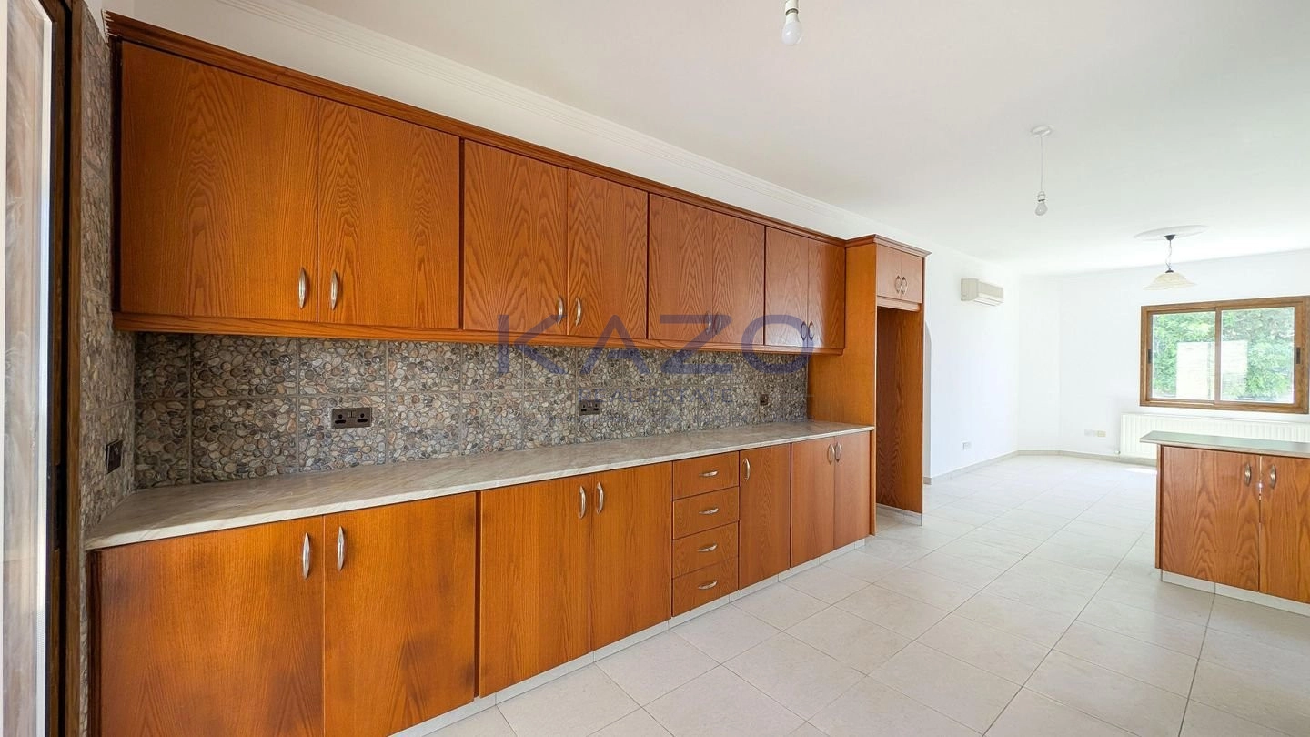 4 Bedroom House for Sale in Ineia, Paphos District