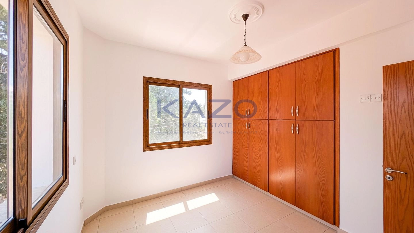 4 Bedroom House for Sale in Ineia, Paphos District