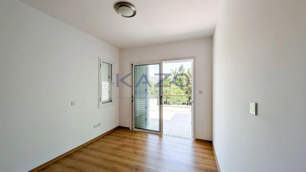 3 Bedroom House for Sale in Pegeia, Paphos District