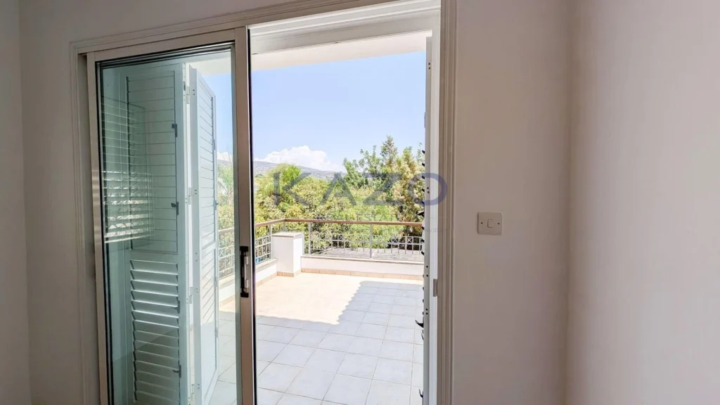 3 Bedroom House for Sale in Pegeia, Paphos District