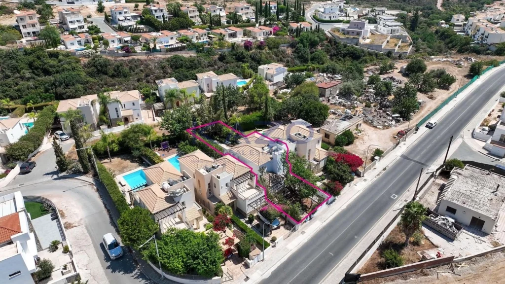 3 Bedroom House for Sale in Pegeia, Paphos District