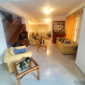 5 Bedroom House for Rent in Limassol District