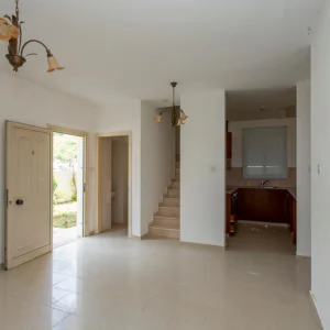 2 Bedroom House for Sale in Peyia, Paphos District