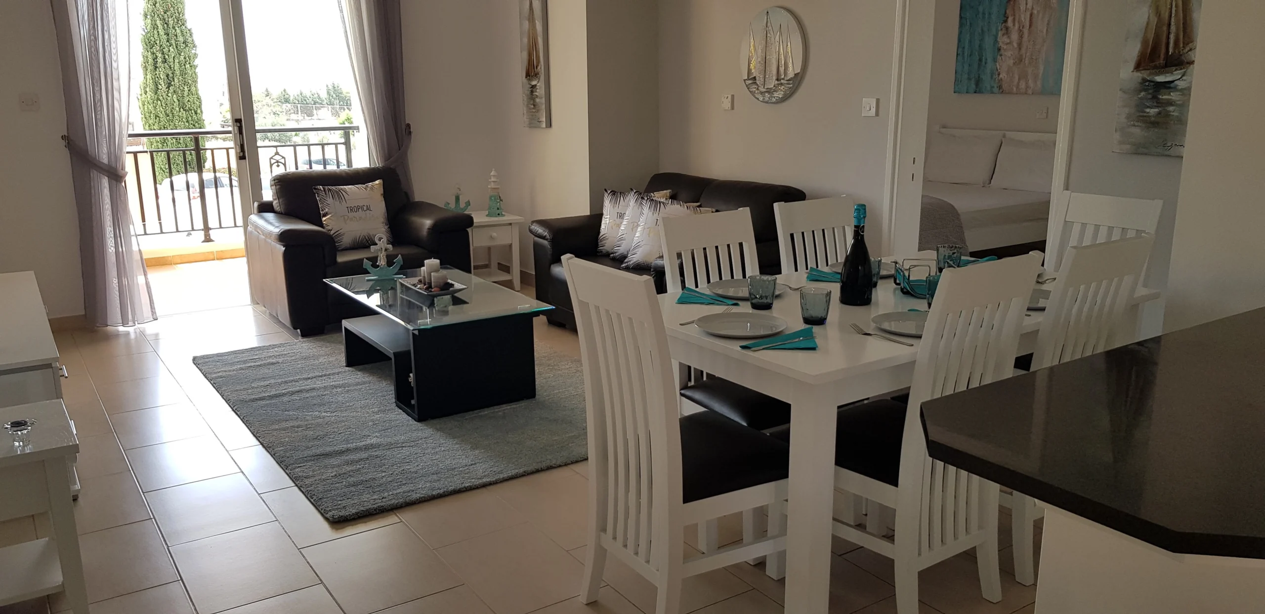 3 Bedroom Apartment for Sale in Tombs Of the Kings, Paphos District