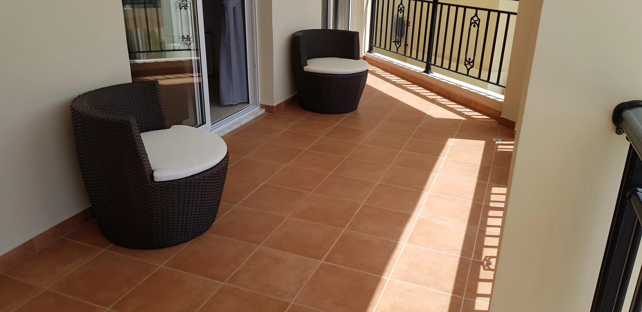 3 Bedroom Apartment for Sale in Tombs Of the Kings, Paphos District