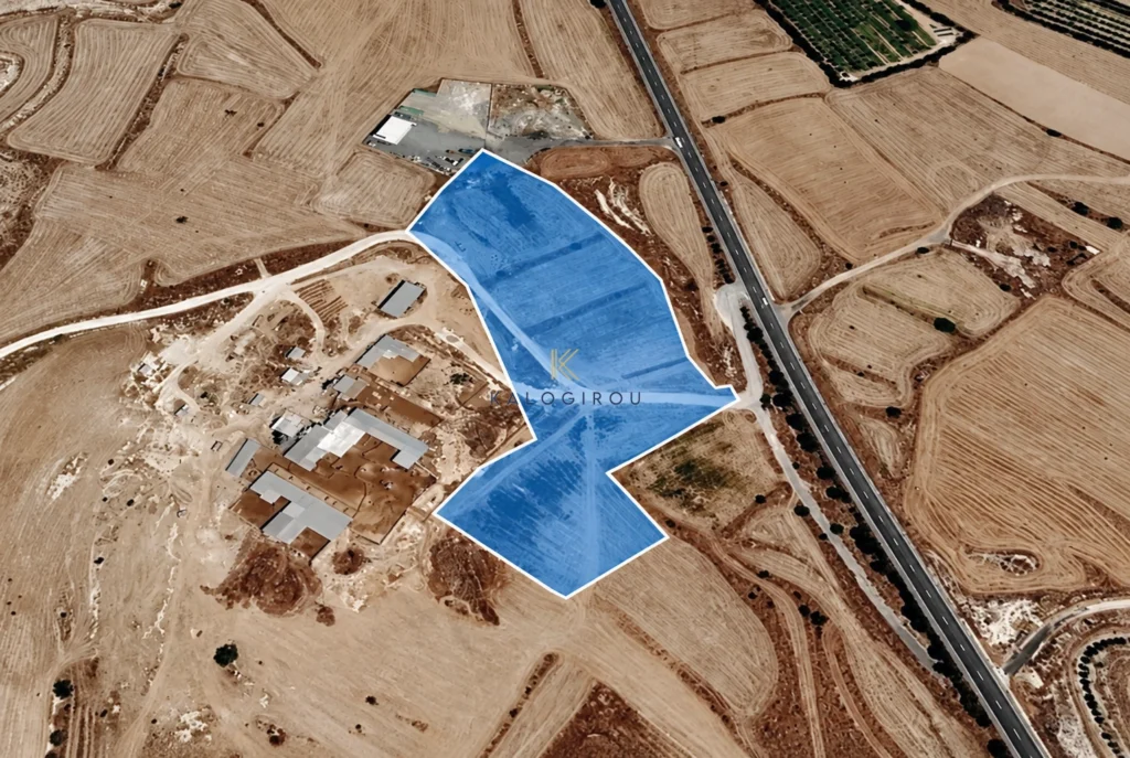 17,070m² Plot for Sale in Aradippou, Larnaca District