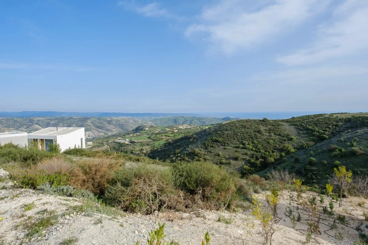 3 Bedroom House for Sale in Minthis, Paphos District
