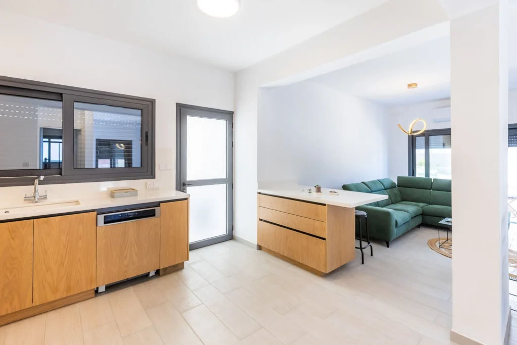 4 Bedroom House for Sale in Limassol – Kapsalos