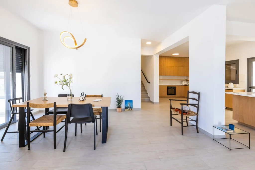 4 Bedroom House for Sale in Limassol – Kapsalos