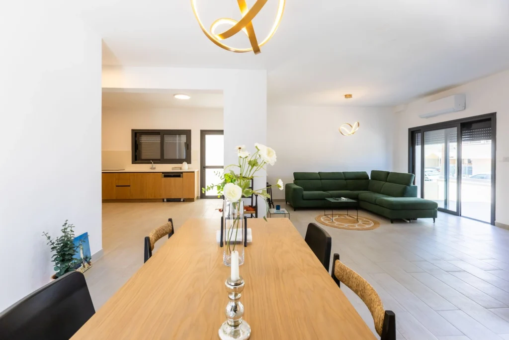 4 Bedroom House for Sale in Limassol – Kapsalos