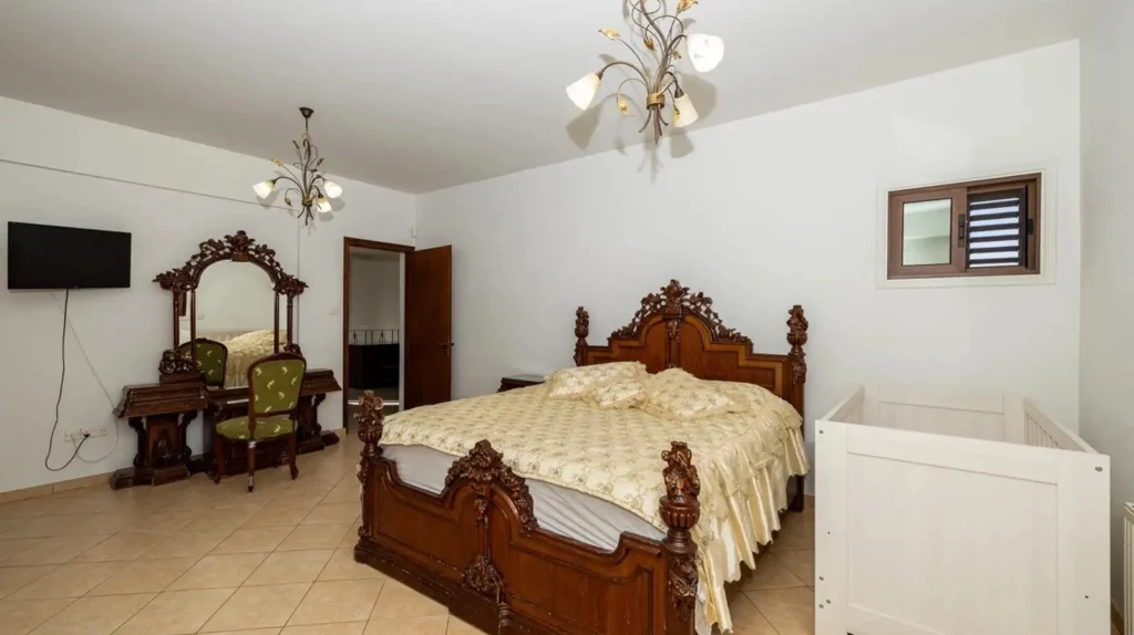 5 Bedroom House for Sale in Kiti, Larnaca District