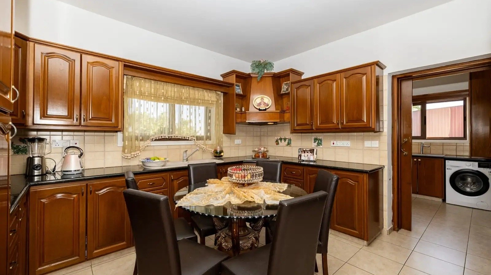 5 Bedroom House for Sale in Kiti, Larnaca District