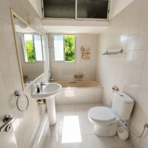 135m² Office for Rent in Limassol – Katholiki