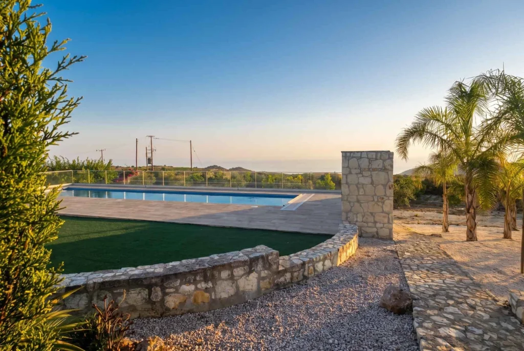 5 Bedroom House for Sale in Kathikas, Paphos District
