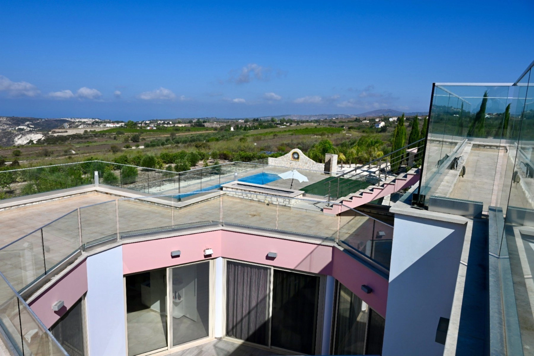 5 Bedroom House for Sale in Kathikas, Paphos District