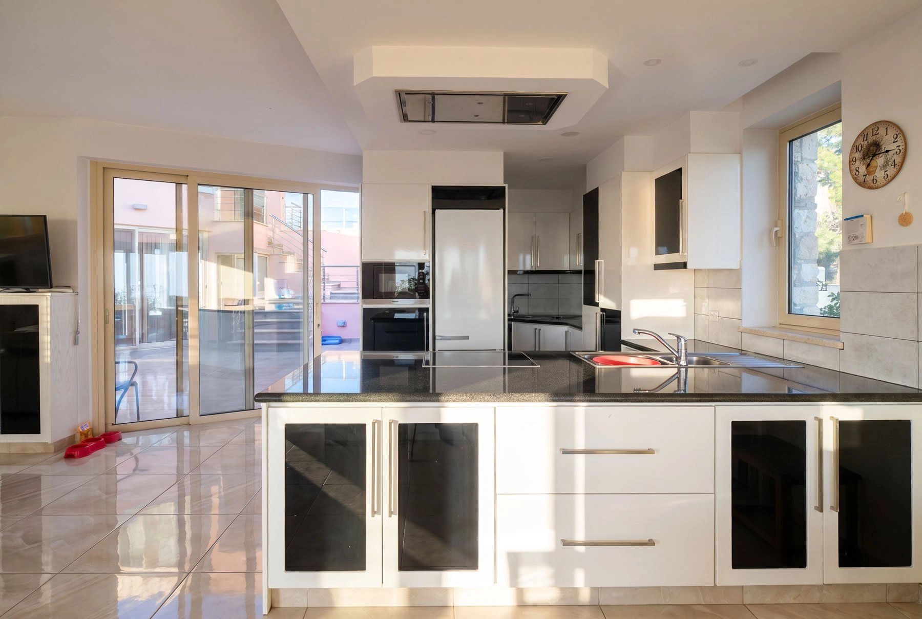 5 Bedroom House for Sale in Kathikas, Paphos District