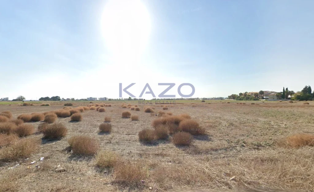 13,752m² Plot for Sale in Larnaca District