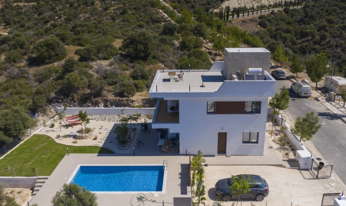 2 Bedroom House for Sale in Secret Valley, Paphos District