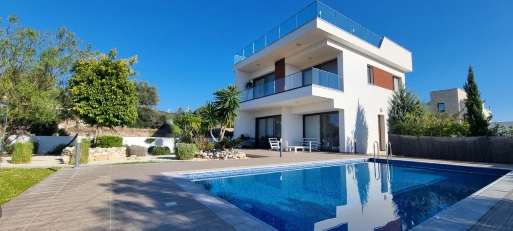 2 Bedroom House for Sale in Secret Valley, Paphos District
