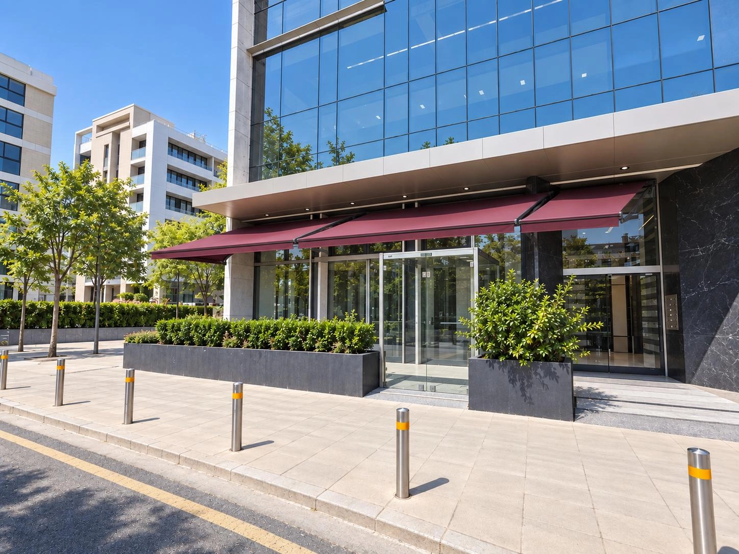 180m² Building for Rent