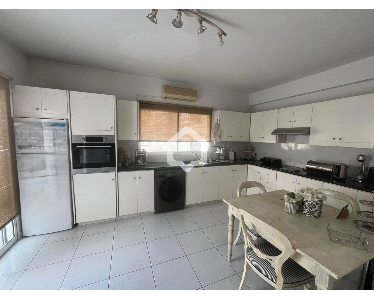 3 Bedroom Apartment for Sale in Limassol – Neapolis