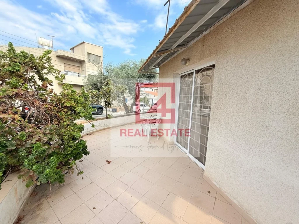 240m² Plot for Sale
