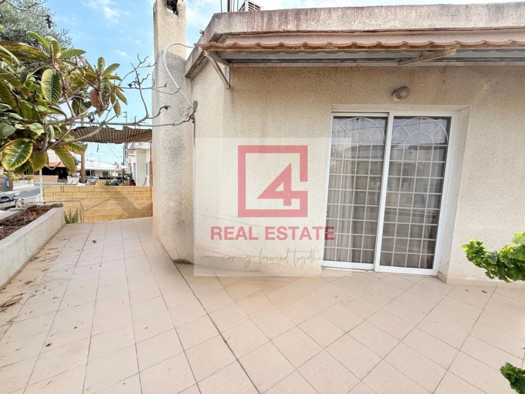 240m² Plot for Sale