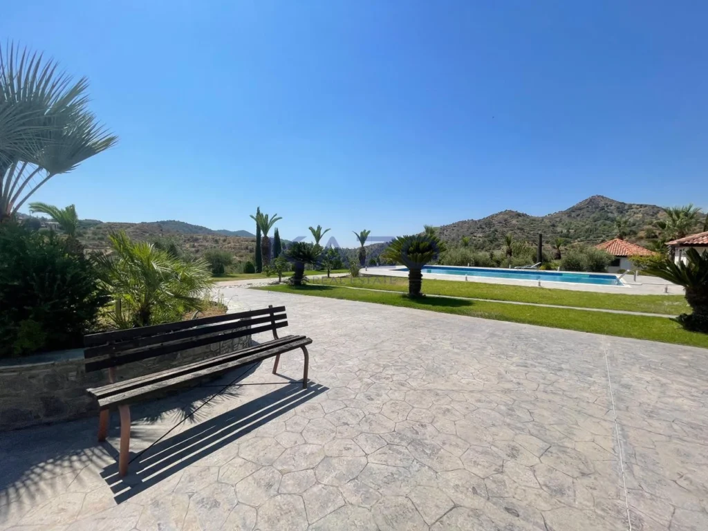 328m² House for Sale in Kalo Chorio Lemesou, Limassol District
