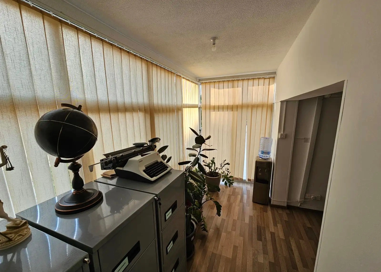 140m² Office for Rent in Limassol – Agia Zoni