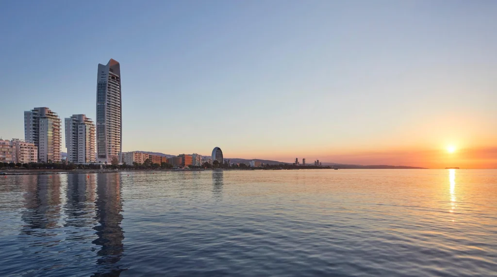 4 Bedroom Apartment for Sale in Limassol – Neapolis