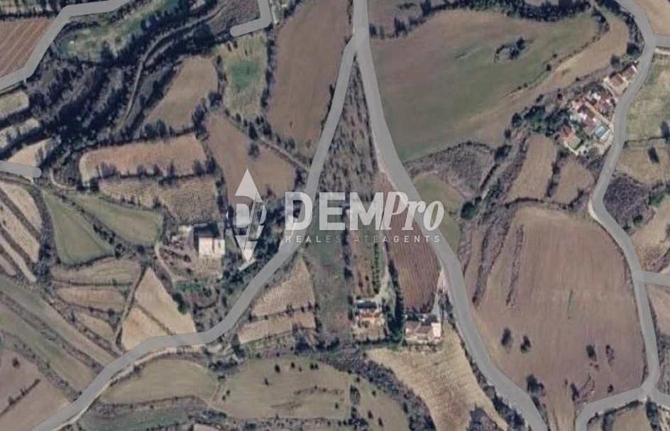 590m² Plot for Sale in Polemi, Paphos District