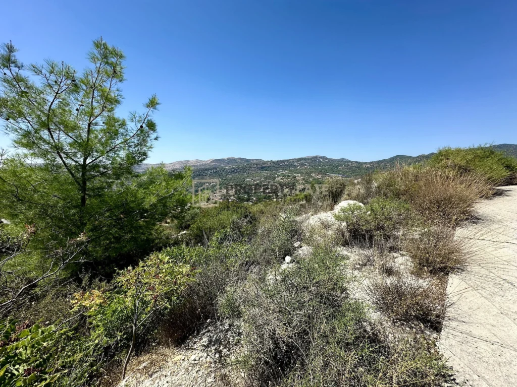 2,342m² Plot for Sale in Trimiklini, Limassol District