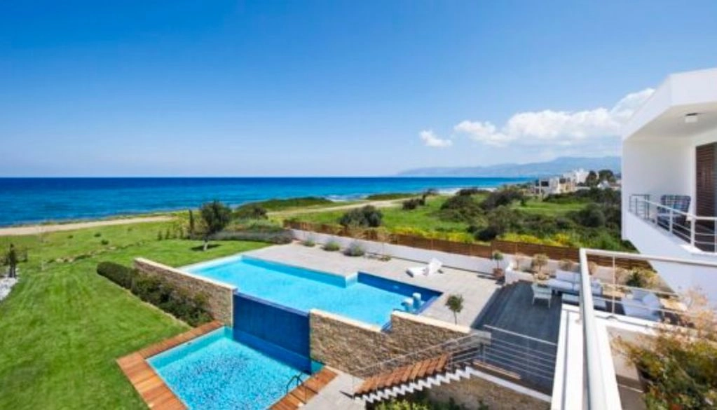4 Bedroom House for Sale in Latchi (Lakki / Latsi), Paphos District