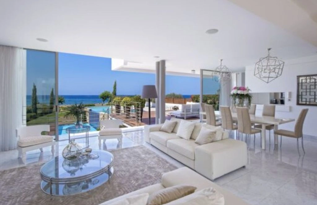 4 Bedroom House for Sale in Latchi (Lakki / Latsi), Paphos District