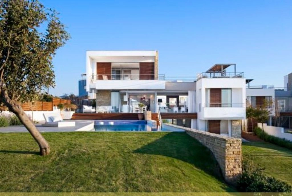4 Bedroom House for Sale in Latchi (Lakki / Latsi), Paphos District