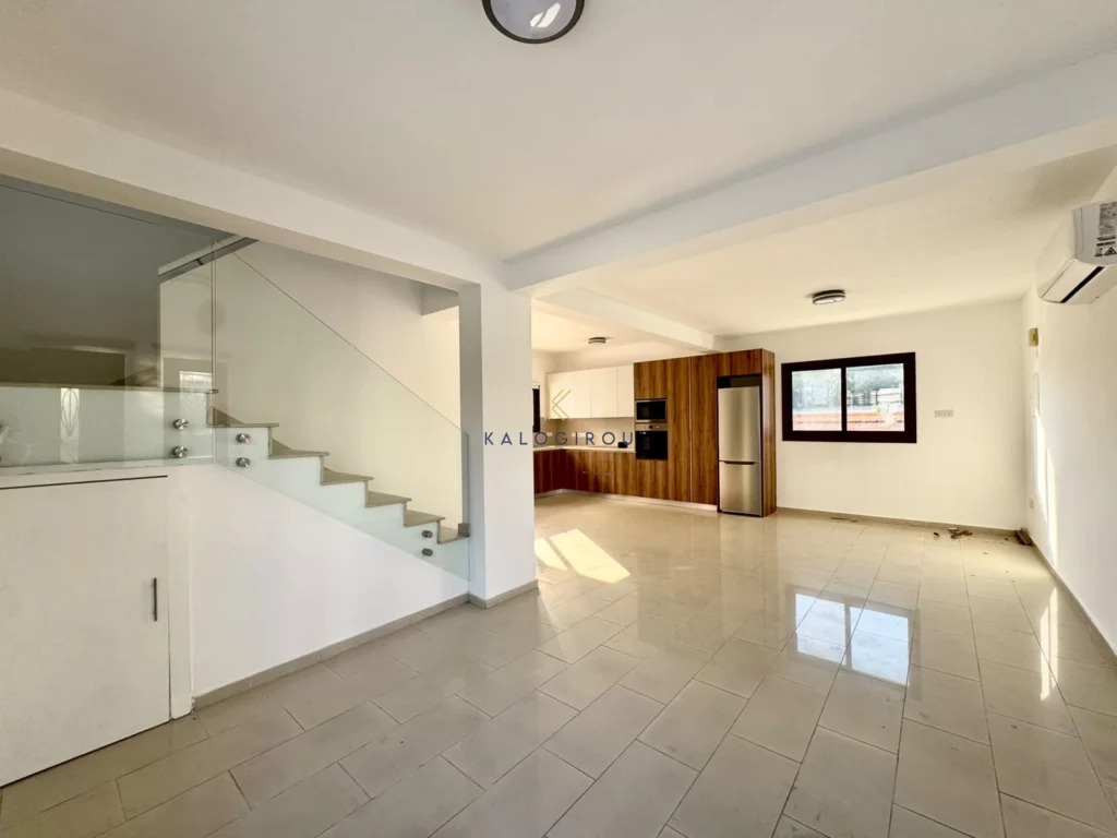 5 Bedroom House for Sale in Dhekelia, Larnaca District