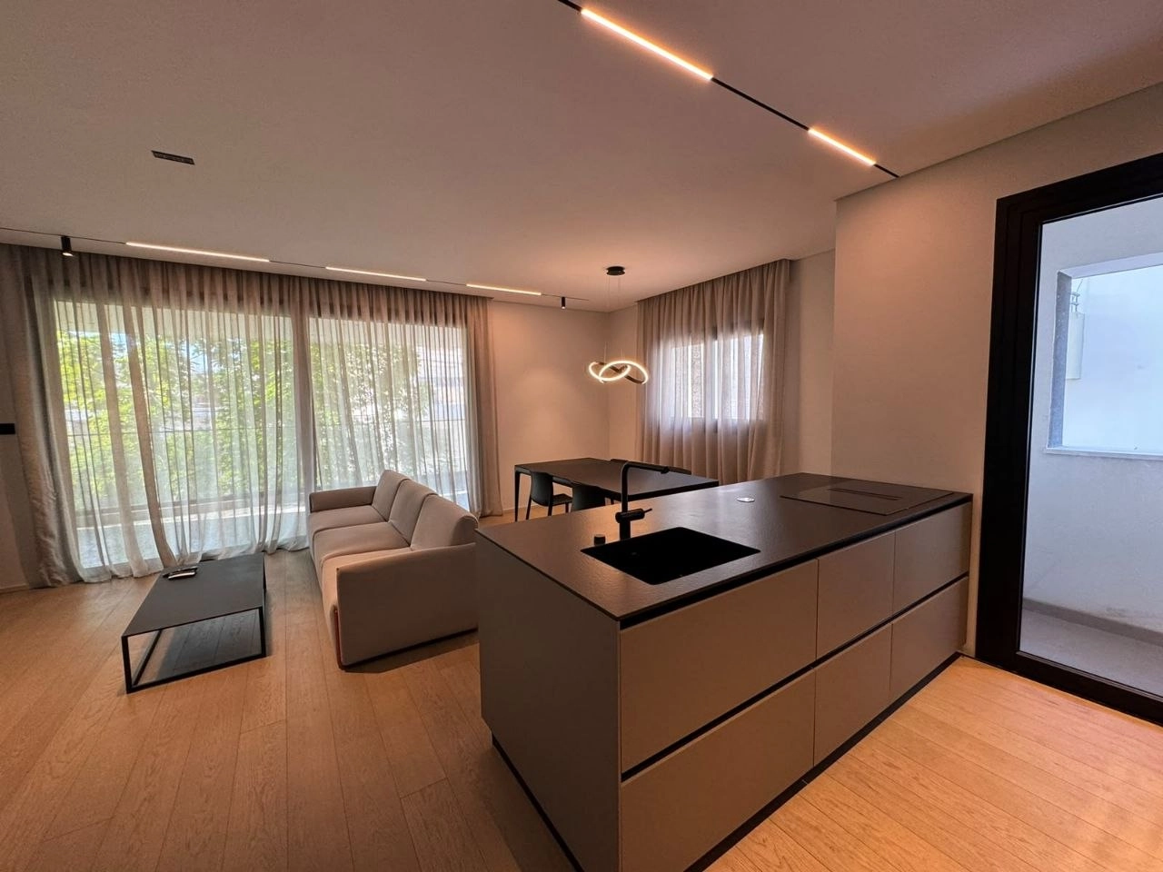 2 Bedroom Apartment for Rent in Limassol – Agios Nektarios