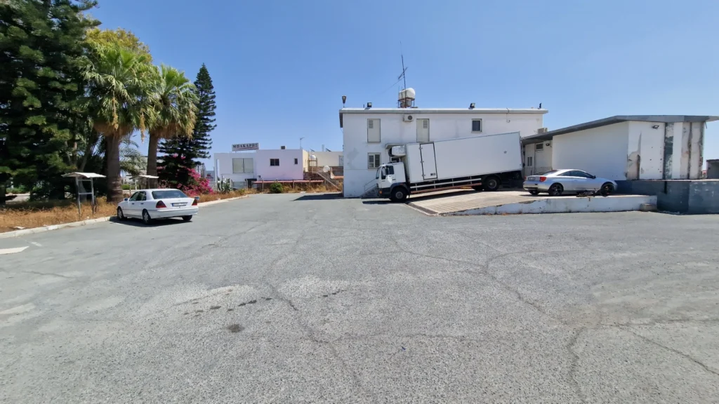 4,144m² Plot for Sale in Aradippou, Limassol District