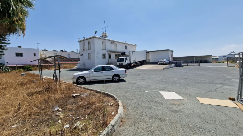 4,144m² Plot for Sale in Aradippou, Limassol District