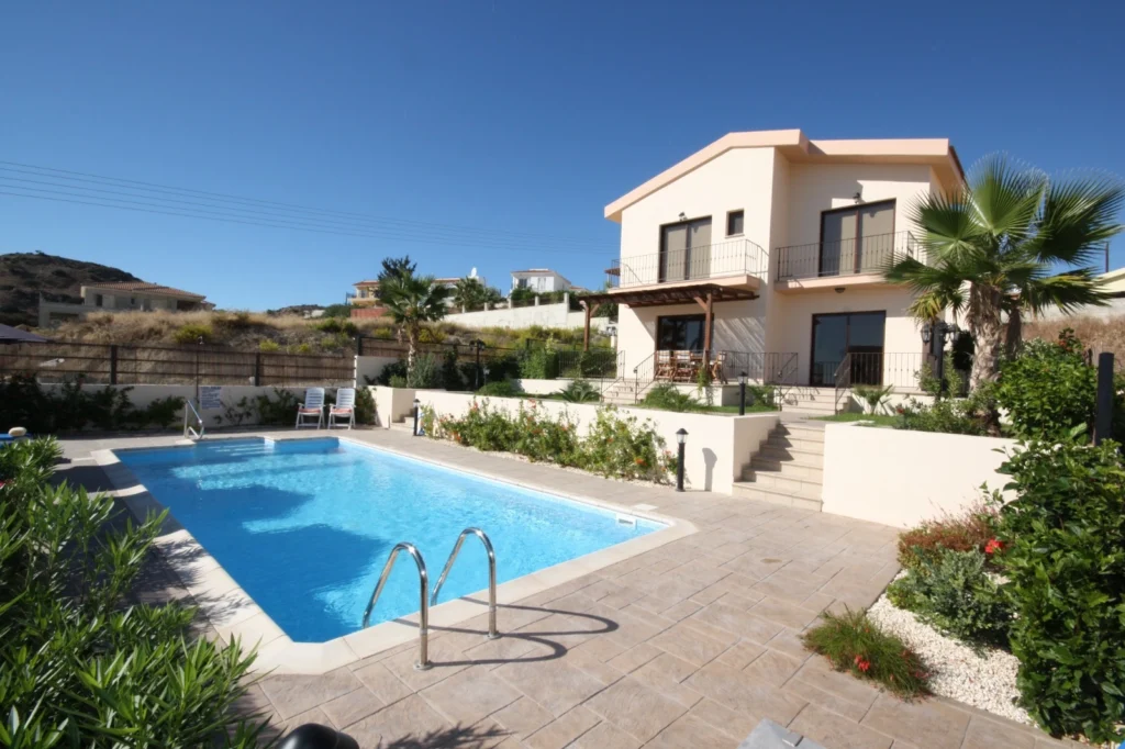 560m² Office for Sale in Pissouri, Limassol District