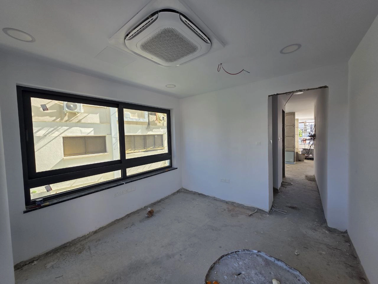 376m² Building for Sale in Limassol – Neapolis