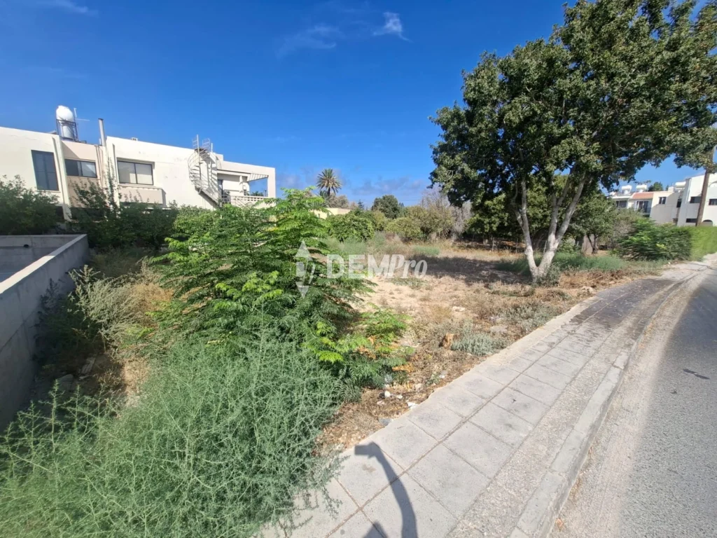 524m² Plot for Sale in Paphos District