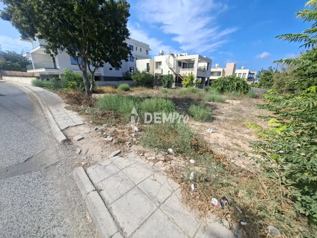524m² Plot for Sale in Paphos District