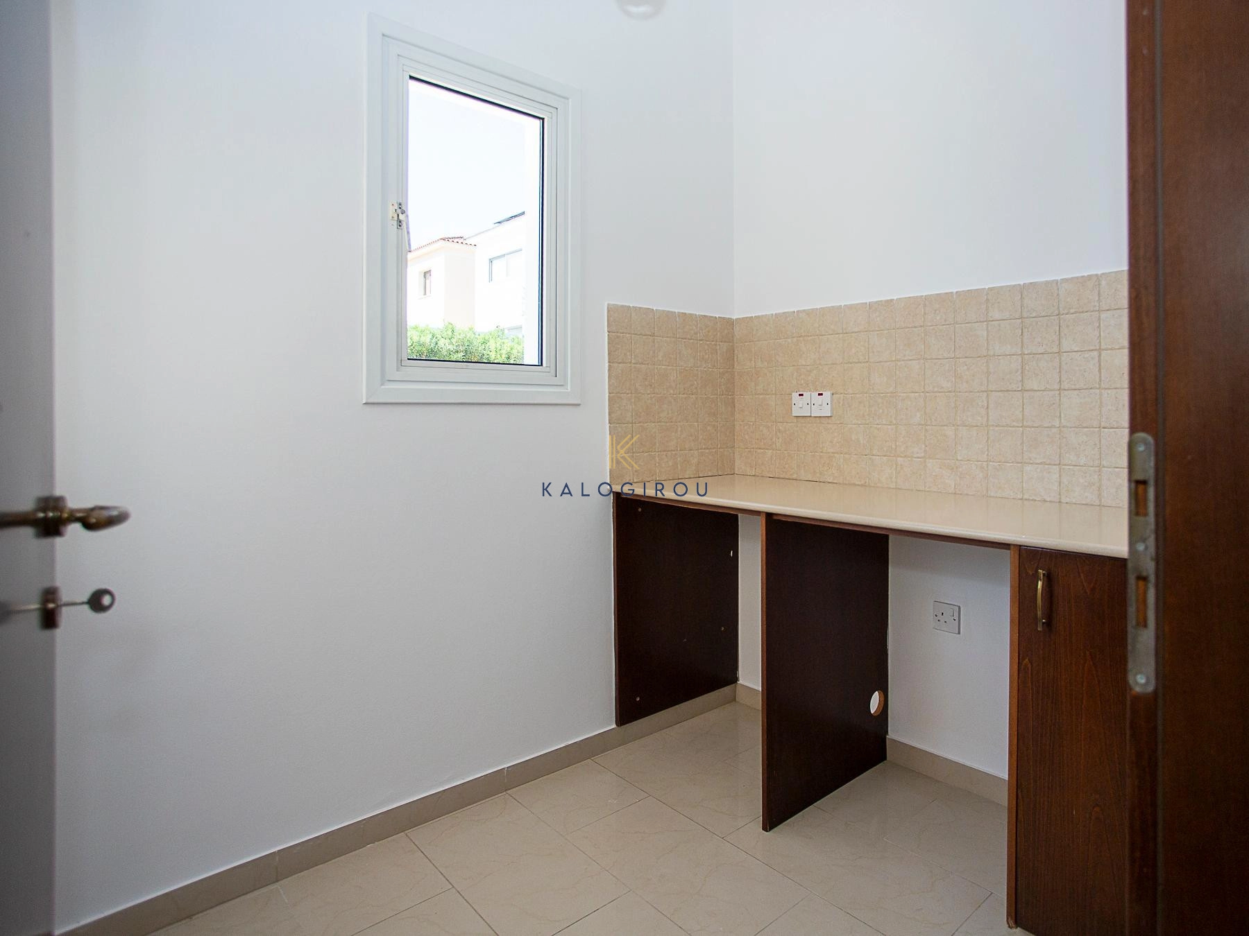 318m² House for Sale in Aradippou, Larnaca District