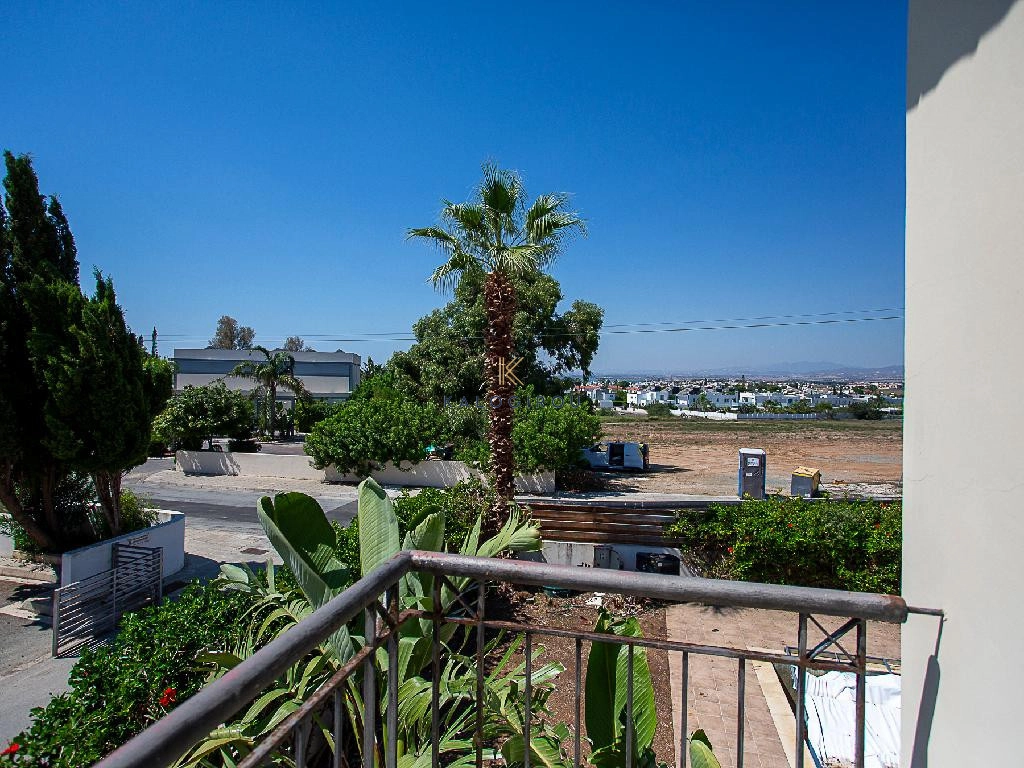 3 Bedroom House for Sale in Pervolia Larnacas
