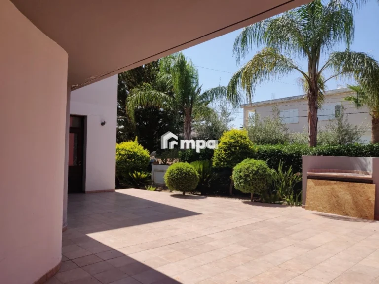 5 Bedroom House for Rent in Agios Dometios, Nicosia District