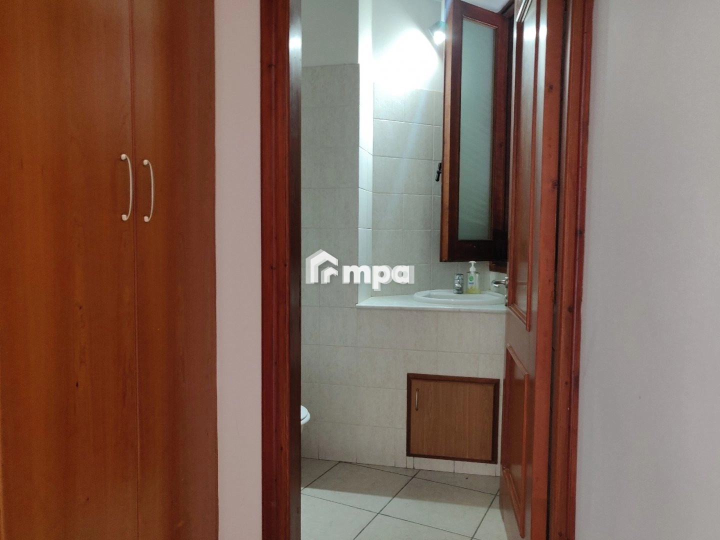 5 Bedroom House for Rent in Agios Dometios, Nicosia District