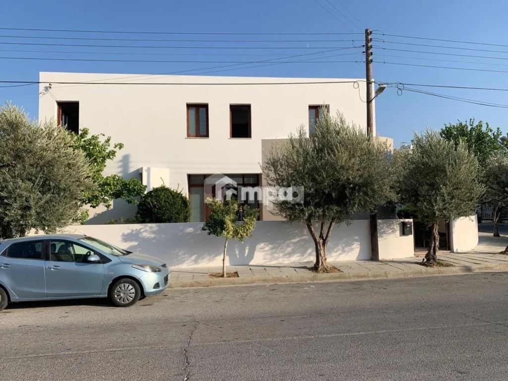 5 Bedroom House for Rent in Agios Dometios, Nicosia District