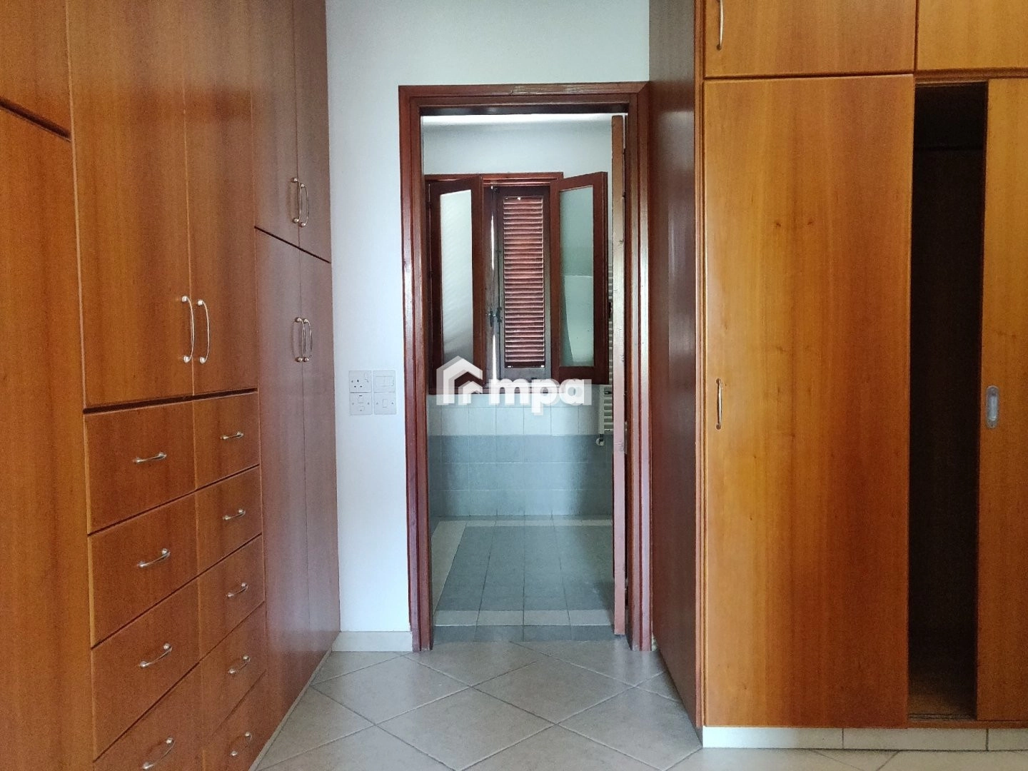 5 Bedroom House for Rent in Agios Dometios, Nicosia District